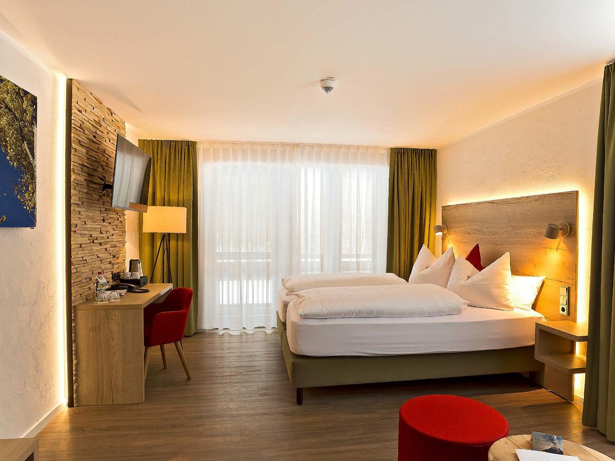 Elements Christlessee 4*